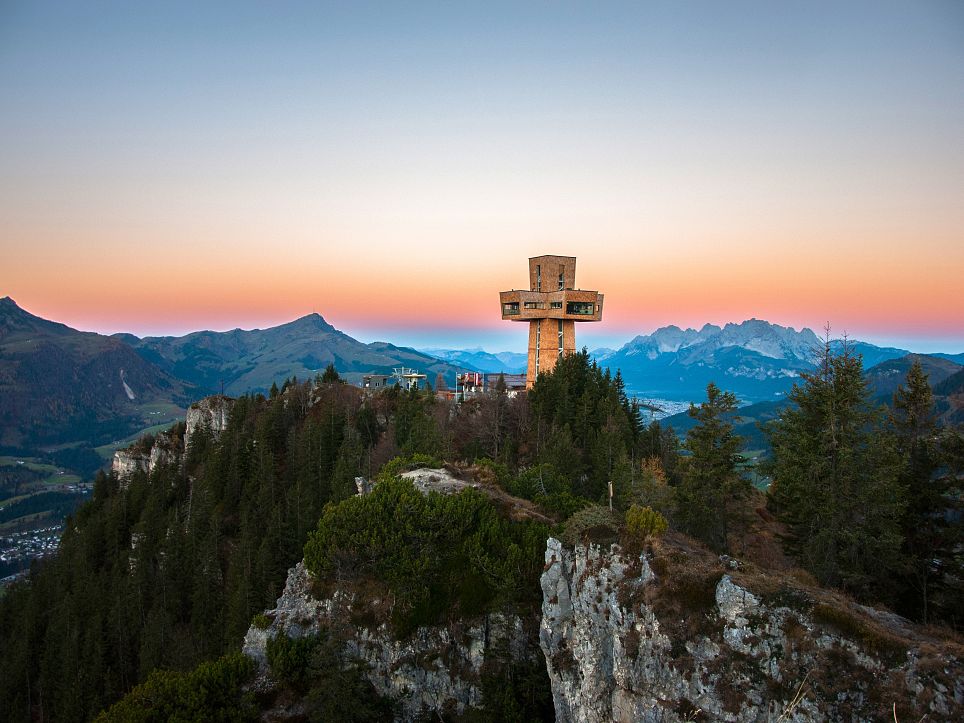 Jakobskreuz-Buchensteinwand-St.-Jakob-i.H.©kitzbueheleralpenpillerseetal