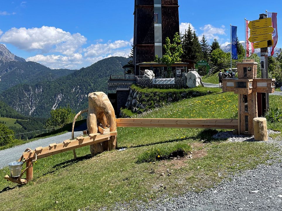 Spielkugelbahn auf der Buchensteinwand